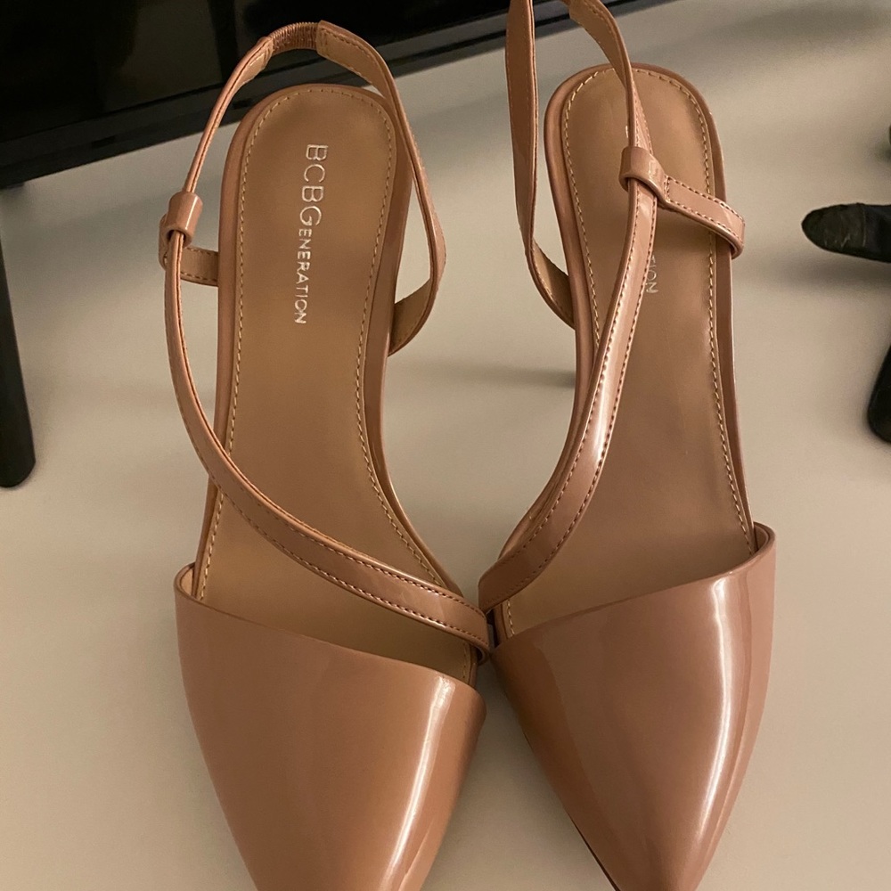 Beige heels